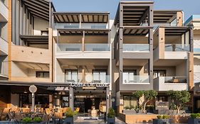 Costa De Luxe Suites